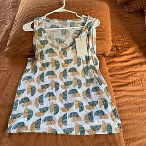 Garnet hill linen tank top. Never been worn. NWT